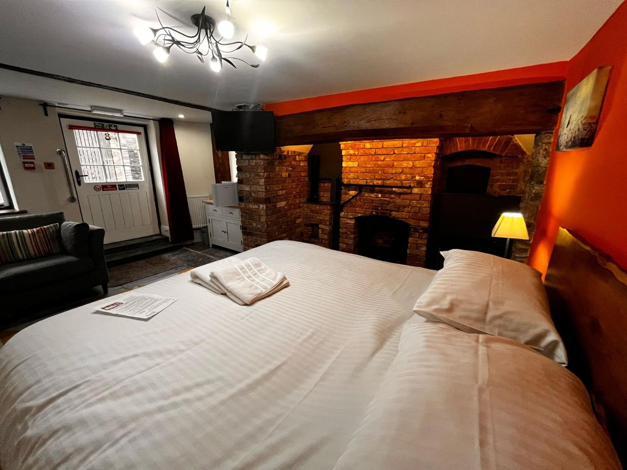 Old Manor House Bed and Breakfast Axbridge Eksteriør billede