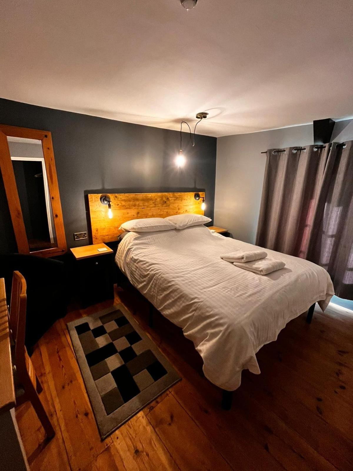 Old Manor House Bed and Breakfast Axbridge Eksteriør billede